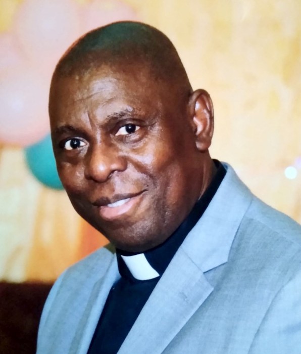 Pastor Olufemi Olaluwoye